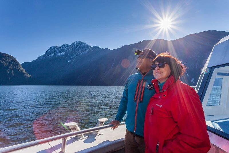 Milford Sound Cruise and Flight Tour - From Queenstown to Milford Sound