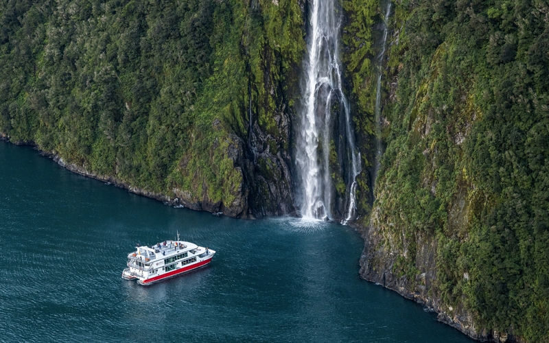 Milford Sound Cruise & Farm Tour with Transport from Queenstown - Two hours on the water at Milford Sound