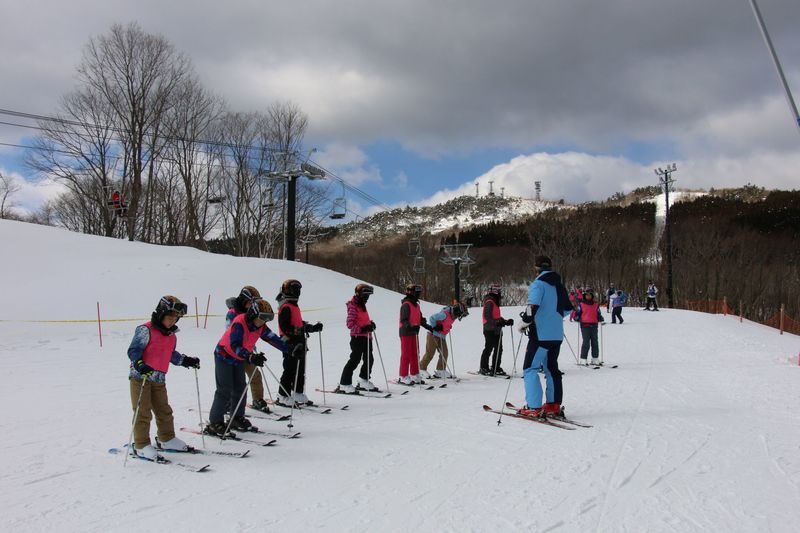 Mineyama Ski/Snowboard Day Trip | from Osaka & Kobe - Five and a Half Hours on Beginner Terrain