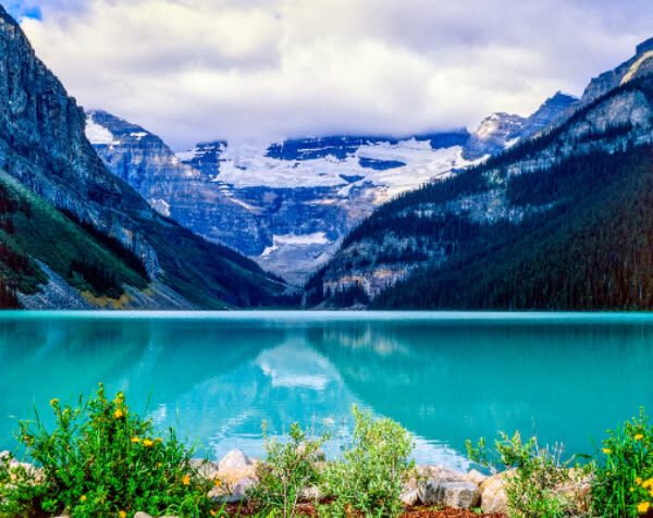 Moraine Lake and Lake Louise Morning Tour from Canmore/Banff - Lake Louise adds a second kind of lake visit