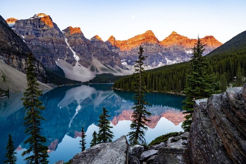 Moraine Lake Sunrise 3-Hour Tour from Banff and Canmore - Waiting for first light at Moraine Lake