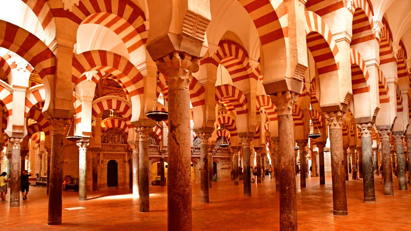 Mosque-Cathedral of Cordoba ticket with audio guide in Spain - Follow the prayer halls and their repeating arches