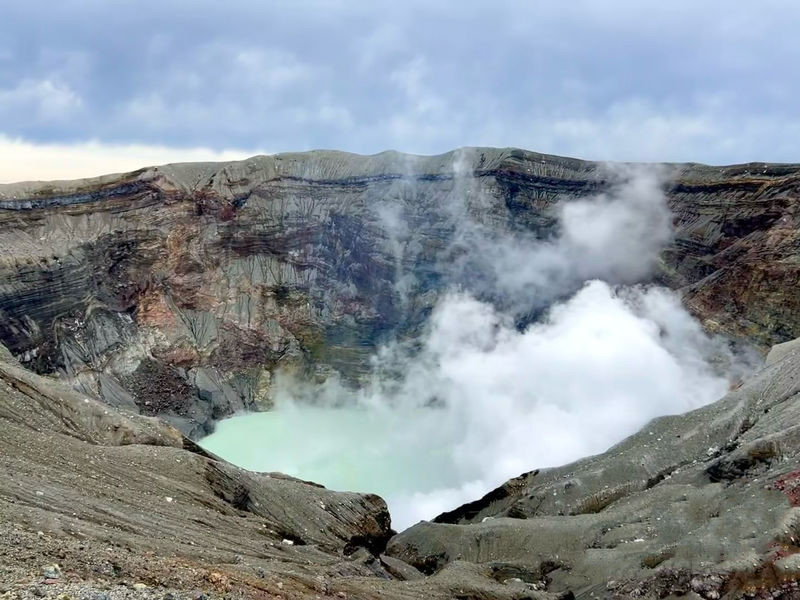 Mount Aso and Kurokawa Onsen One-Day Tour in Kumamoto Prefecture - Aso’s Crater, with a Necessary Plan B