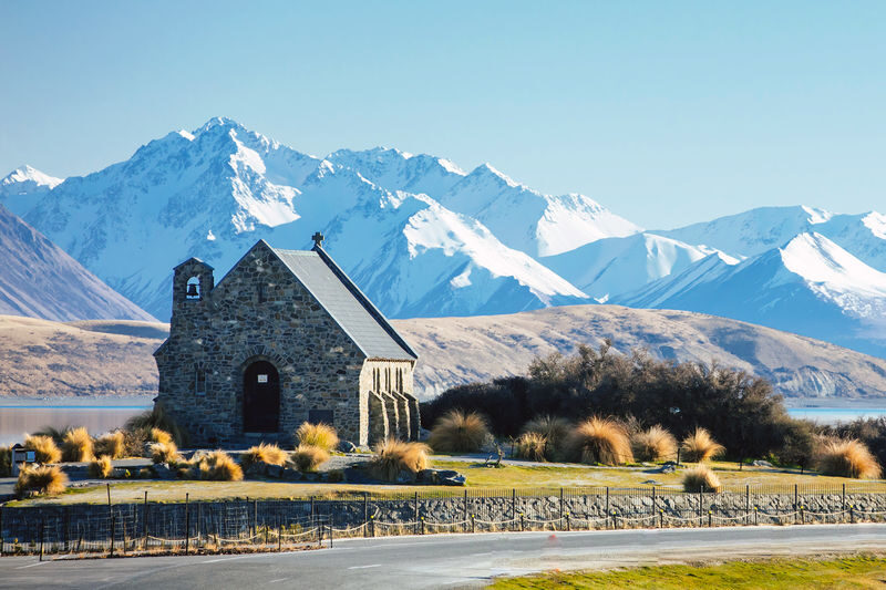 Mount Cook Day Tours between Queenstown and Christchurch - Mount Cook Village: your best chance to leave the coach