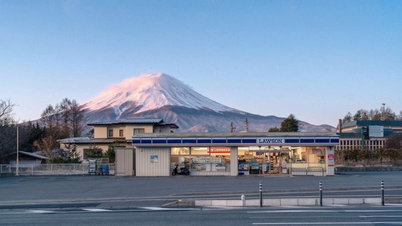 Mount Fuji Magnificent Scenery Exploration Day Tour: Arakurayama Sengen Park & Kawaguchiko Oishi Park & Oshino Hakkai & INS Famous Lawson & Hikawa Clock Shop (Departing from Tokyo) - Oishi Park and the Kawaguchiko Natural Living Center