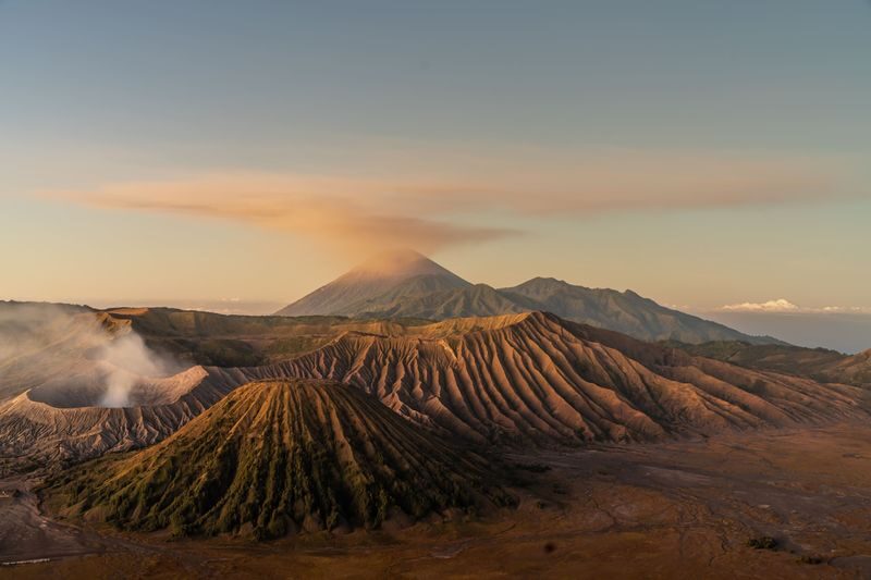 Multiday Tour Mount Bromo Sunrise, Ijen Crater from Surabaya - Day one: Surabaya to the Ijen region