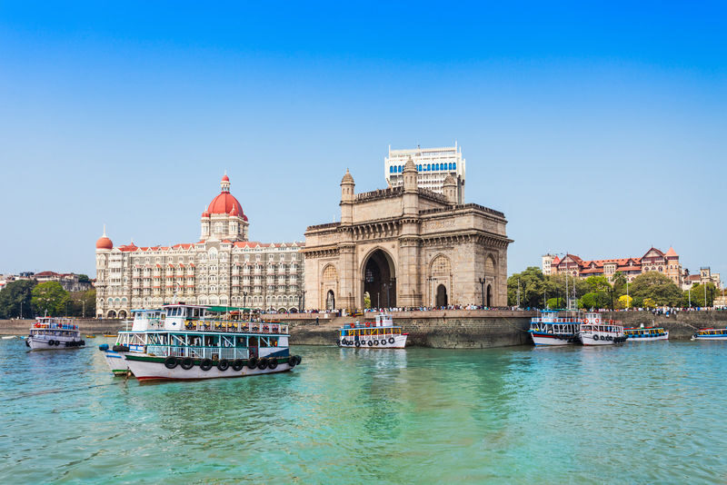 Mumbai Kanheri Caves & City Highlights Full-Day Tour - Chhatrapati Shivaji Terminus, a station with a story