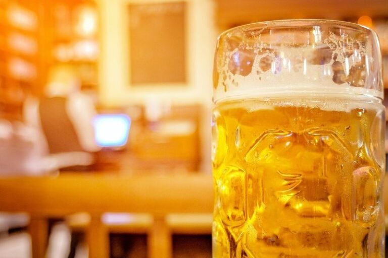 Munich, Beer and Oktoberfest Museum, and Hofbrauhaus Tour - From the museum to Hofbräukeller