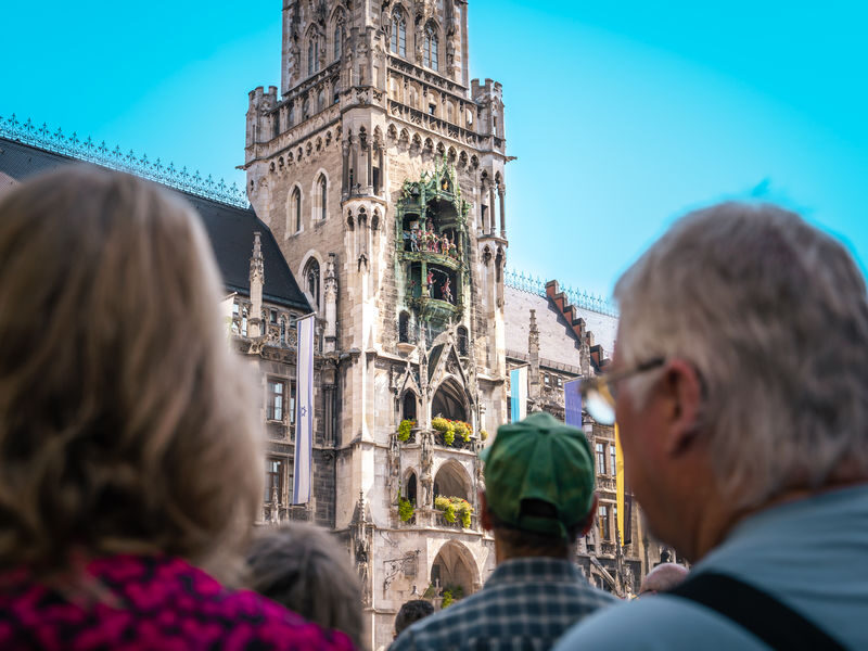 Munich Walking Tour of the Old Town - Marienplatz and the Glockenspiel