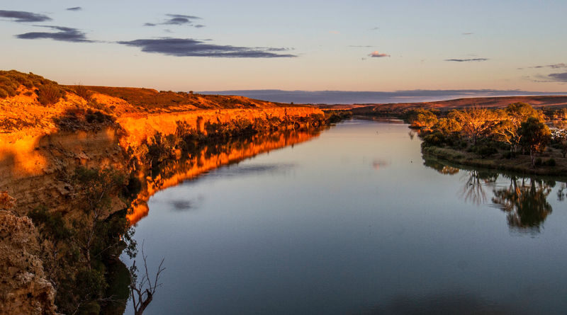 Murray River Highlights Day Tour - Cruising the Murray aboard the Proud Mary