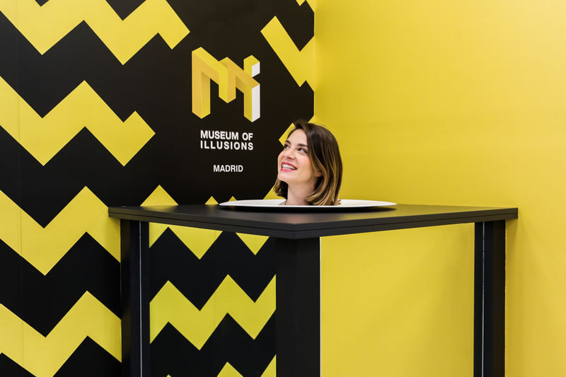 Museum of Illusions in Madrid - 3D mirages, puzzles, and camera-ready setups