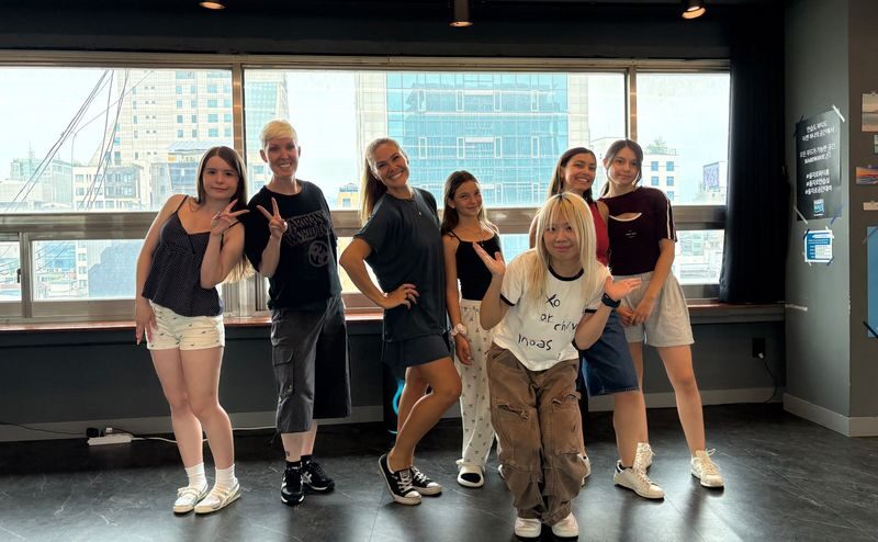 Myeongdong, Euljiro Seoul: K-Pop Dance Class + filming & editing - Learning the choreography, one step at a time
