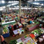 Nadi Wonders Tour in Fiji - Fruit stalls and handicrafts bring the town closer
