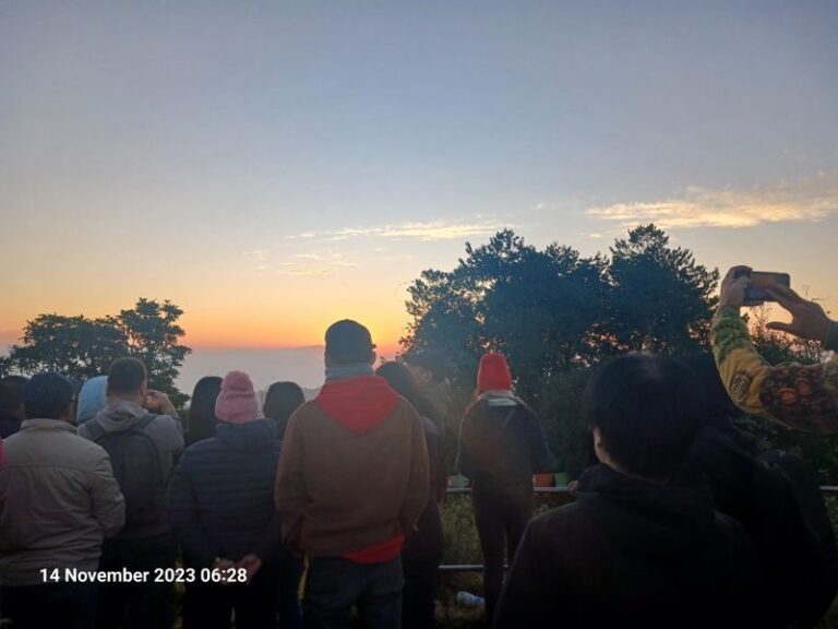 Nagarkot Sunrise Tour - Nagarkot at first light
