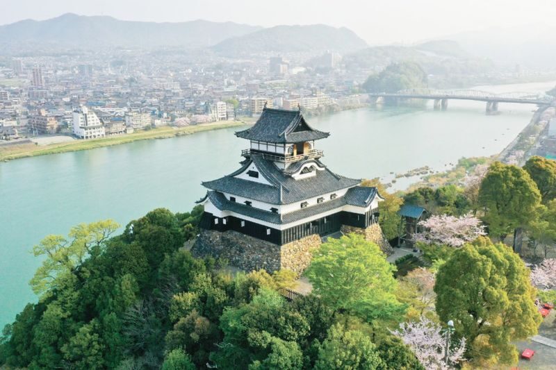 Nagoya Inuyama Castle, Ena Gorge, Magome-juku One-Day Tour - Inuyama Castle: the historic anchor