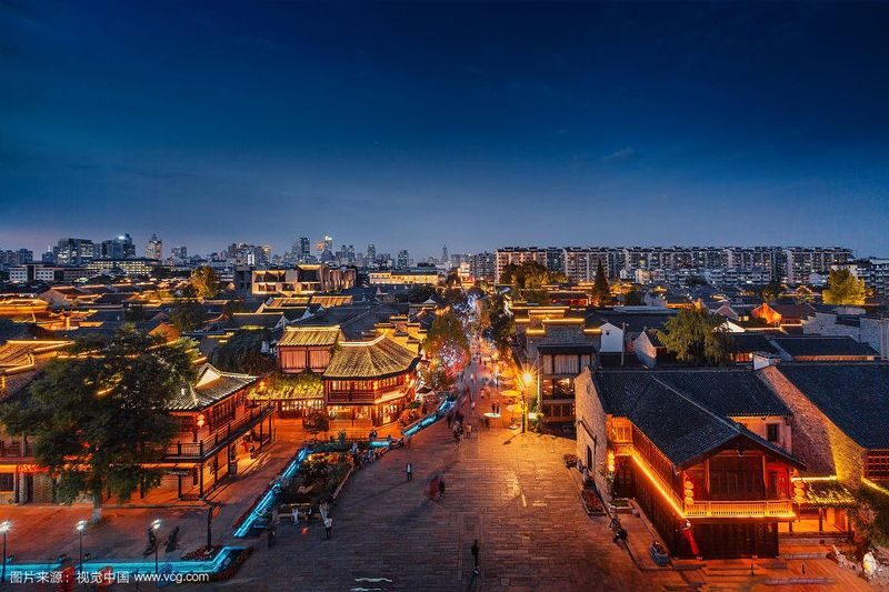 Nanjing Niushoushan + Laomendong Cultural Tourism Zone Half-Day Tour - The mountain walk takes stamina