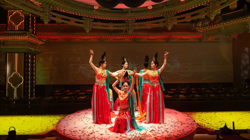 Nanjing Poetry Banquet: An Immersive Royal Court Feast Experience - Poetry on the plate