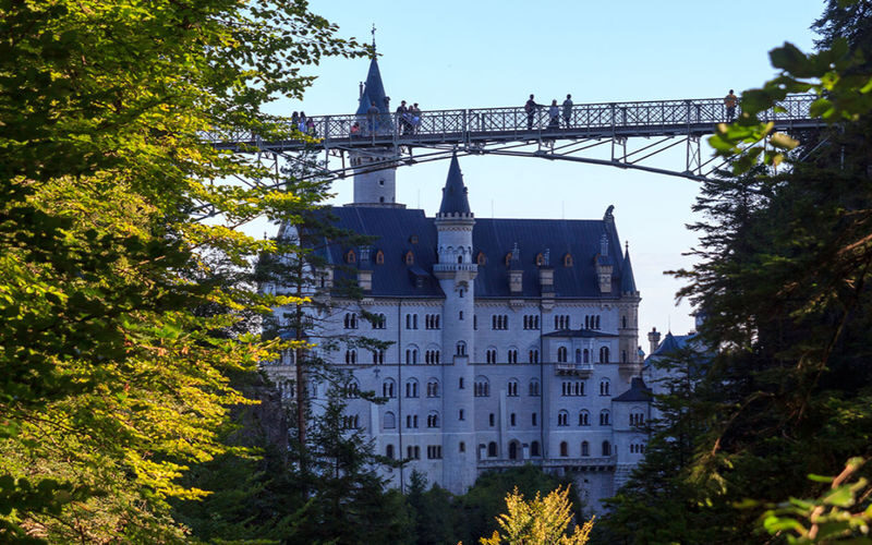 Neuschwanstein & Hohenschwangau Castle Full-Day Bus Tour from Munich - Neuschwanstein’s fairy-tale appeal