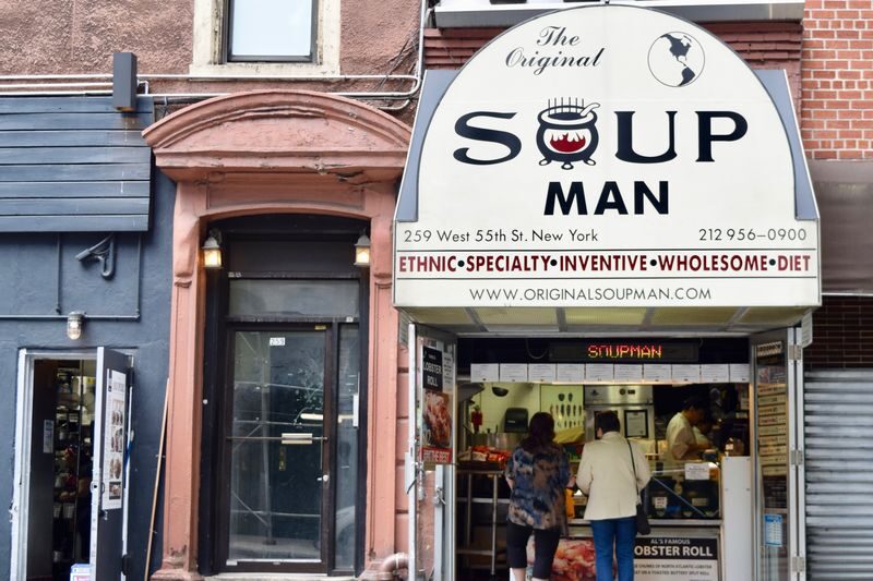 New York City TV and Movie Tour - What happens during the three-hour ride