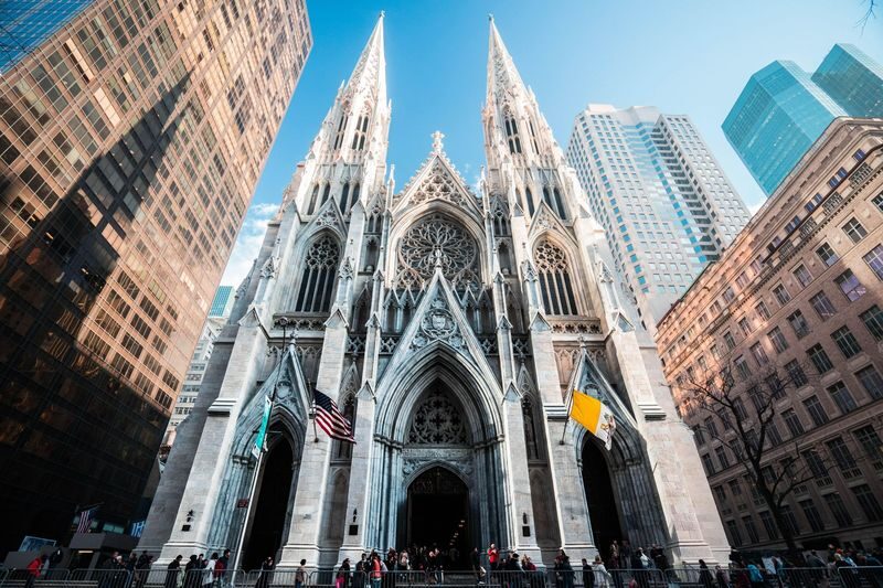 New York Statue of Liberty Cruise and St. Patricks Cathedral Tour - Finding the boat at Pier 36