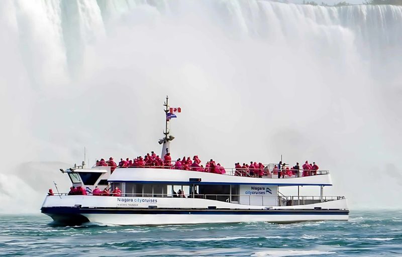 Niagara Falls, Boat Ride & Journey Behind the Falls Tour - The day from pickup to Niagara Falls