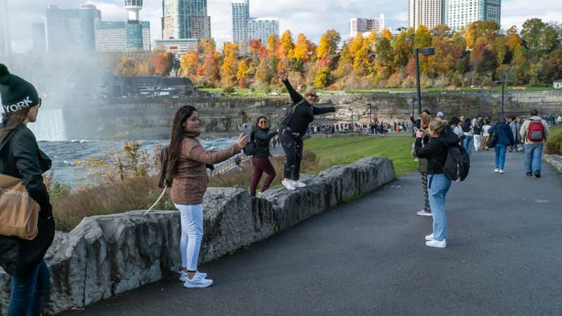 Niagara Falls Day Tour from New York - Seven hours north, then the falls