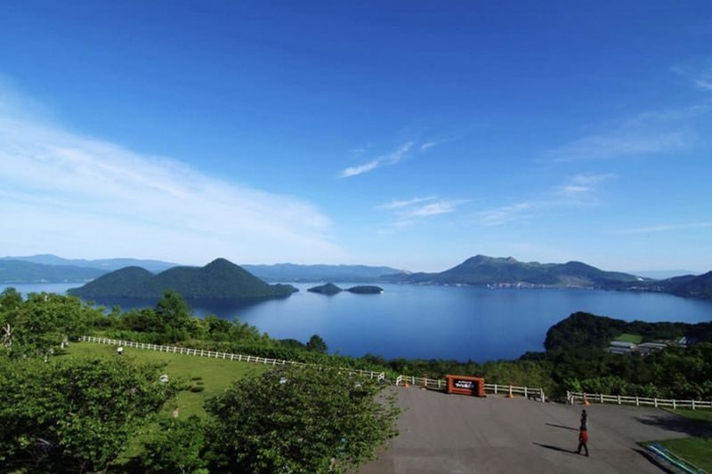 Noboribetsu and Lake Toya Day Tour - Departing from Sapporo (English / Chinese Guide) - Cape Chikyu’s coast depends on the sky