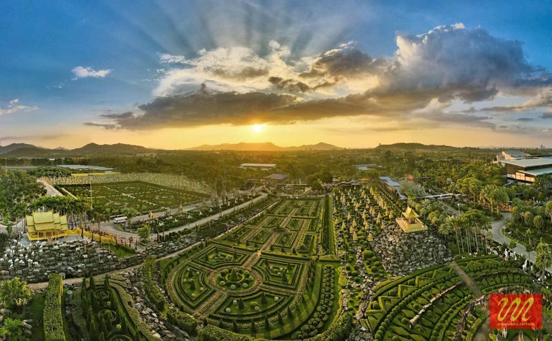 Nong Nooch Tropical Botanical Garden & Pattaya Floating Market Full-Day Private Tour - Cultural and elephant shows: useful highlights, not a full itinerary