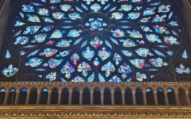 Notre-Dame Cathedral of Paris outdoor walking tour with Sainte-Chapelle access - Sainte-Chapelle Adds a Second Gothic Landmark