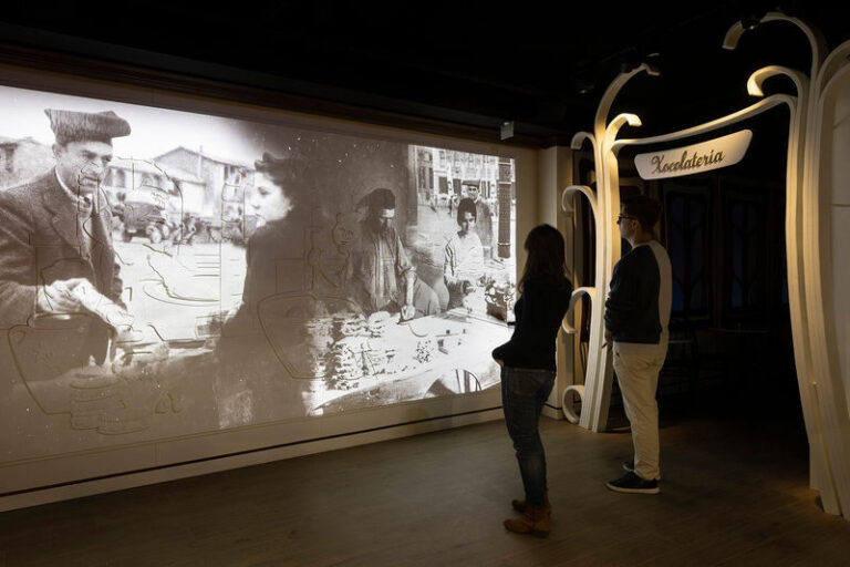 Nougat and Chocolate Museum with Tasting in Barcelona - From company beginnings to tasting plate