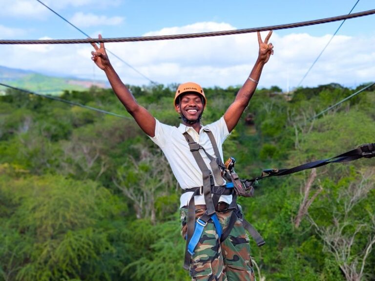 Oahu Zipline Tour in Hawaii - What happens during the one-hour visit