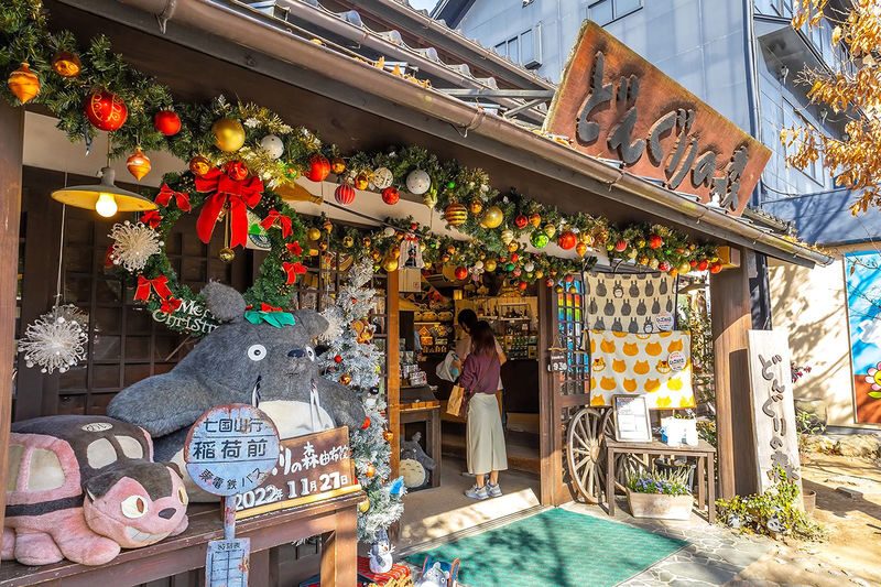 Oita: Yufuin & Kyushu Natural Animal Park & Umi Jigoku & Dazaifu & Beppu Ropeway Day Trip (From Fukuoka) - Beppu’s blue water and steaming hells