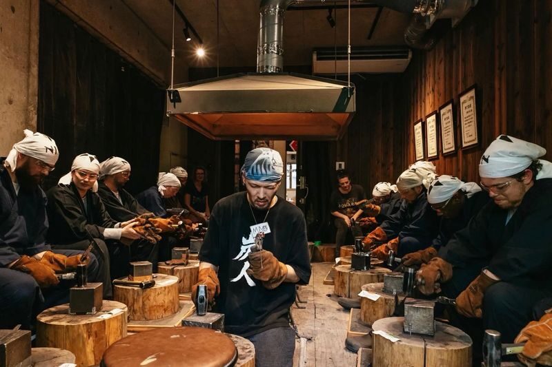 Okinawa: Authentic Knife Forging Experience - From raw steel to a shaped blade