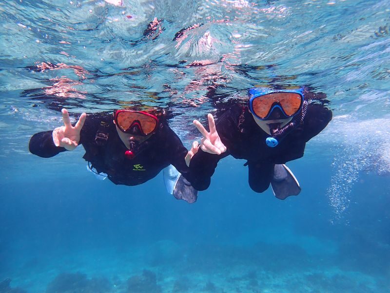 Okinawa Ishigaki Island & Taketomi Island: Choose from popular activities + Taketomi Island sightseeing - Blue Cave morning: a compact guided outing