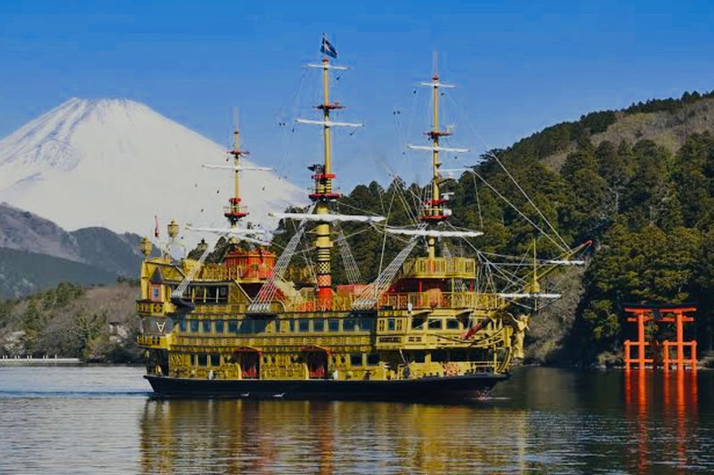 One Day Private Trip to Hakone with English Speaking Driver - Owakudani’s steaming volcanic valley