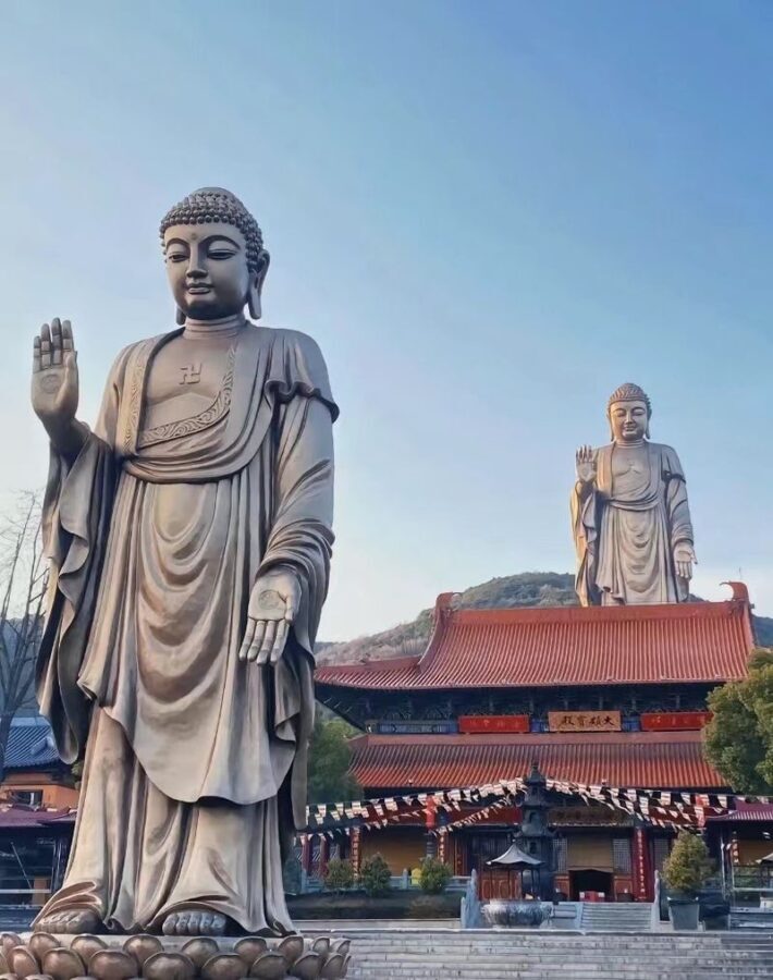 One-day tour of Wuxi Lingshan Grand Buddha +Yuantouzhu Scenic Area - Lingshan Grand Buddha: the spiritual centerpiece
