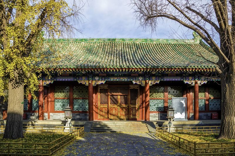 One Day Tour: Temple of Heaven + Prince Gongs Mansion + Shichahai + Beihai Park - The Temple of Heaven: ritual on a grand scale