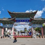 One-Day Tour to Kunming Western Hills and Yunnan Nationalities Village - Xishan: temples on the hillside