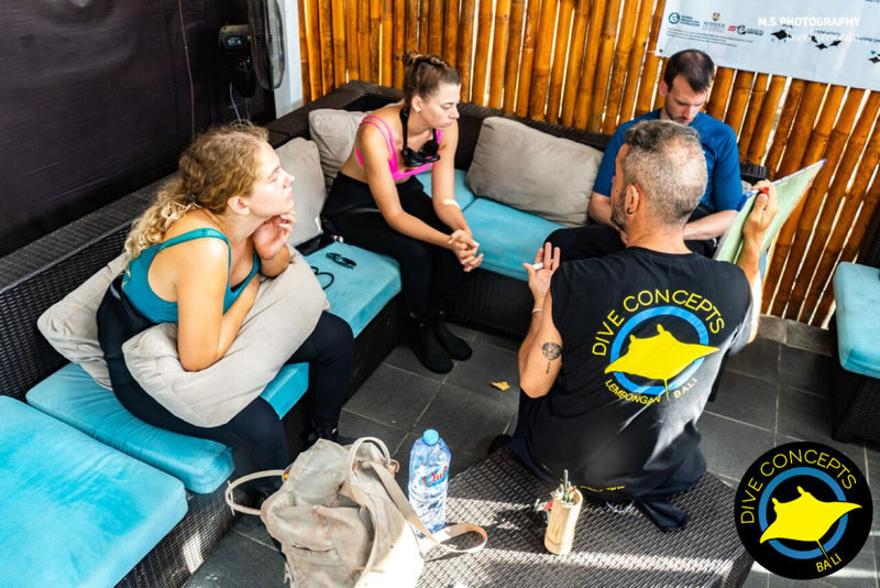 Open Water Course in Tulamben (2 days) by Dive Concepts Bali - Day one: skills before the sea
