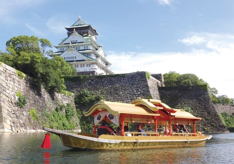 Osaka Amazing Pass - Osaka Castle: the classic stop, with a boat option