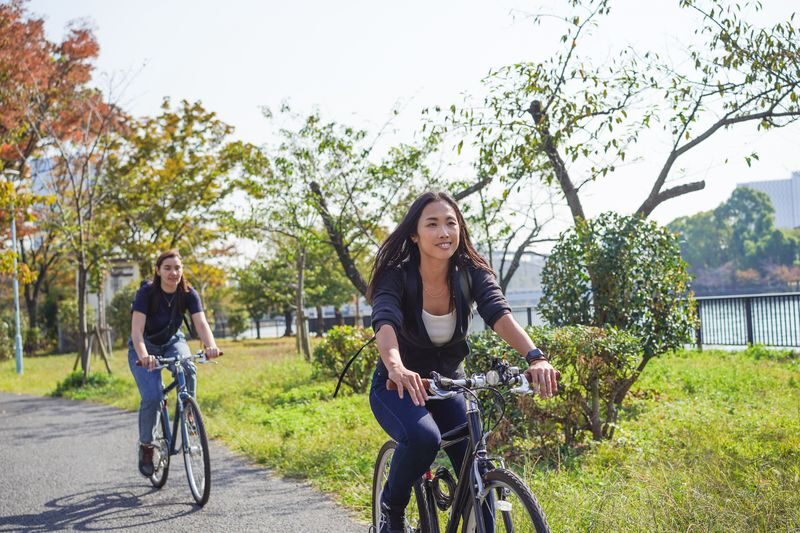 Osaka Castle & Local Neighborhoods 5h Bike Tour with Lunch - Osaka Tenmangu Shrine: a quiet first stop