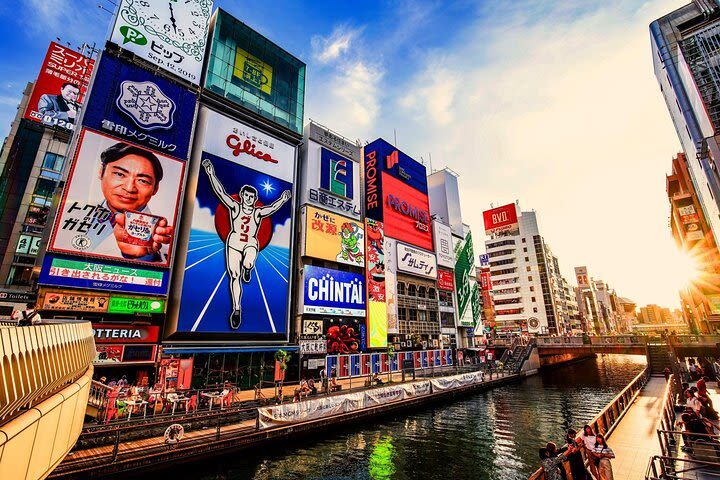 Osaka Departure | Kansai Region Customized Private Car Day Tour (Osaka/Kyoto/Nara/Kobe/Wakayama) - Osaka Castle Park: a strong opening, with one ticket caveat