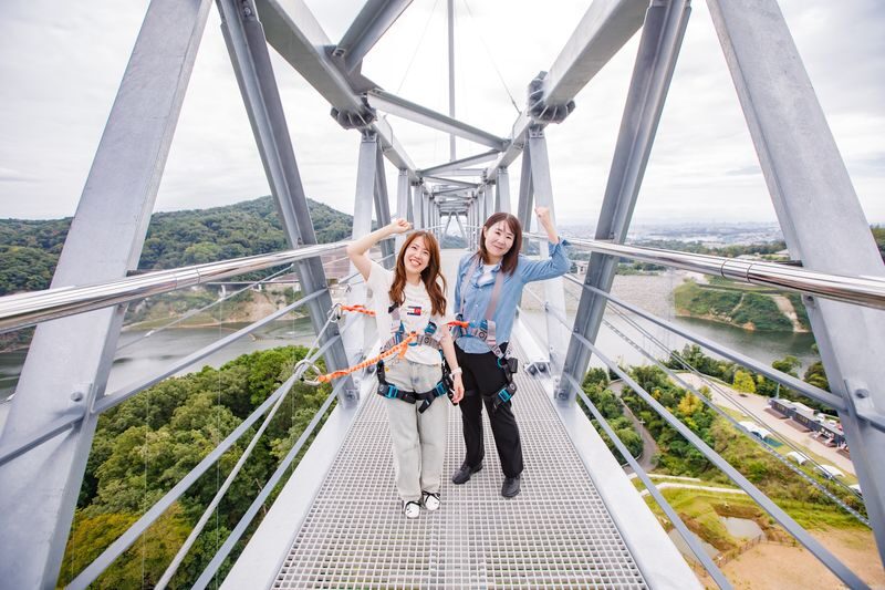 Osaka GODA BRIDGE: Suspension Bridge & 60m Adventure Experience - Choosing between climb, swing, and bungee