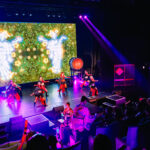 OSAKA NIGHT FUSION Japanese taiko kabuki samurai dance show - From theater seats to audience participation