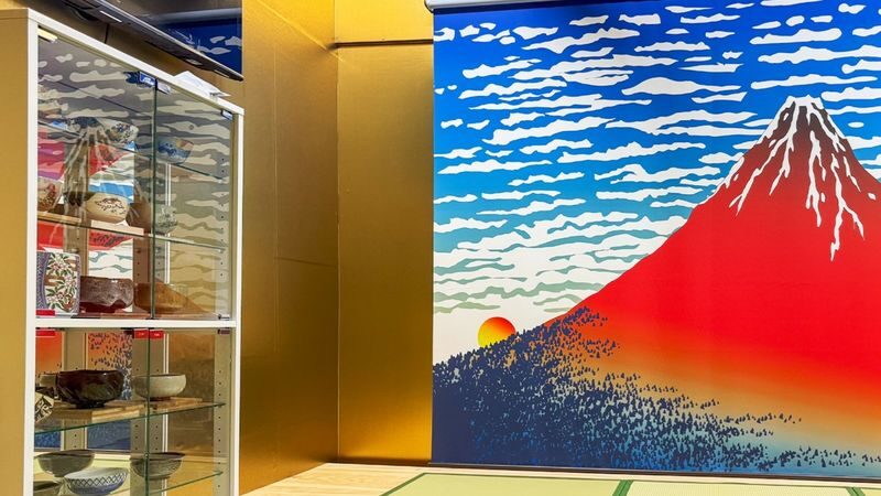 Osaka Umeda Tea Room Japanese Traditional Tea Ceremony Experience - From tabi socks to the tea room