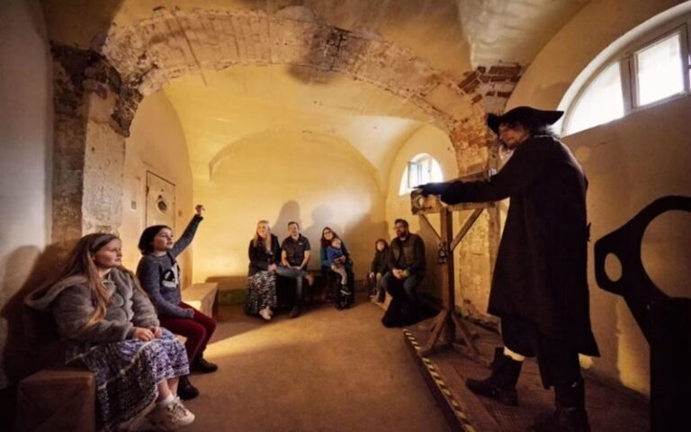 Oxford Castle & Prison Guided Historical Tour - What the guided format adds