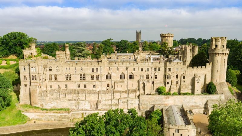 Oxford, Warwick Castle, and Shakespeares Stratford-upon-Avon Day Trip from London - Warwick Castle: give the biggest stop your attention