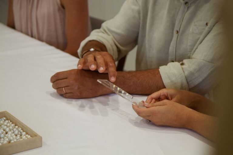 Oyster Cruise Shell to Showroom Experience - The first half hour: learning how pearling works