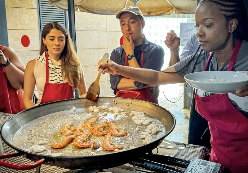 Paella Cooking Class with Tapas & Drinks in Barcelona - How hands-on is the class?