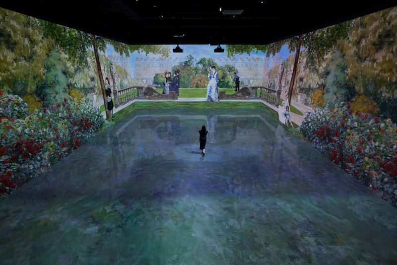 Paju Museum Hei & Unification Observatory & Byukchoji Gardens Tour - Museum Hei’s light-filled Flora exhibition